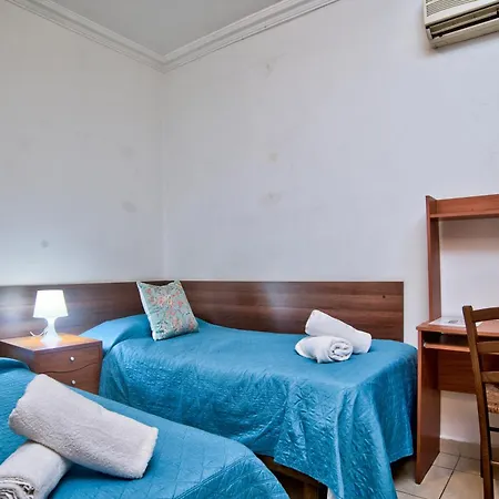 Unique Seaview And Penthouse In St Julians