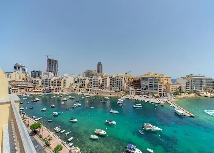 Unique Seaview And Penthouse In St Julians アパート