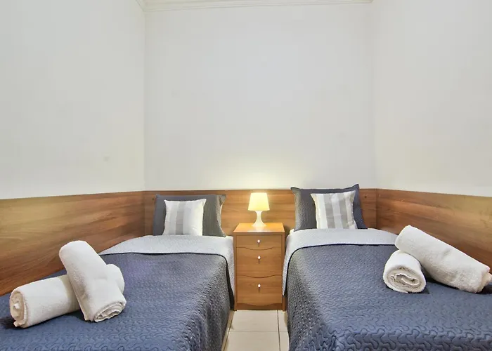 Unique Seaview And Penthouse In St Julians アパート