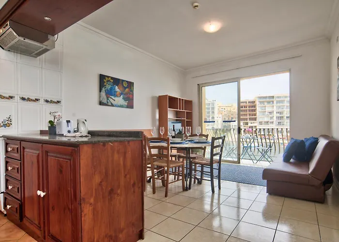 アパート Unique Seaview And Penthouse In St Julians Saint Julian's