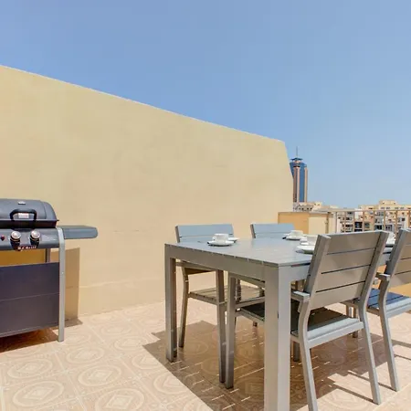 Unique Seaview And Penthouse In St Julians 아파트 Saint Julian's