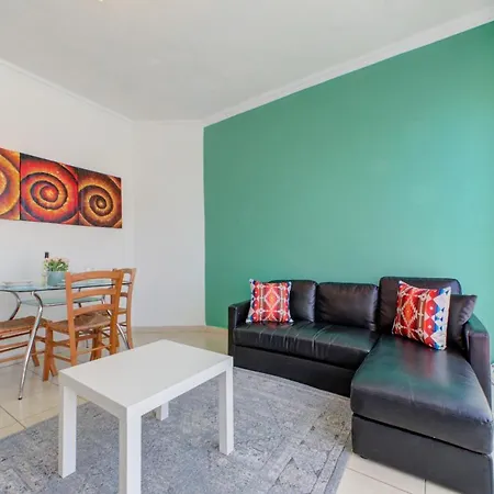 Unique Seaview And Penthouse In St Julians 아파트 *