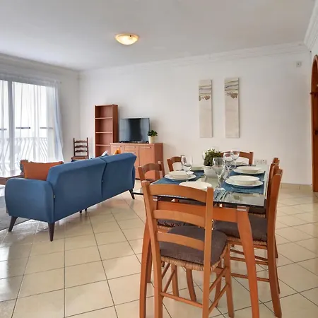Apartment Morina Court - Seaview And Penthouse In St Julians By Shortletsmalta *