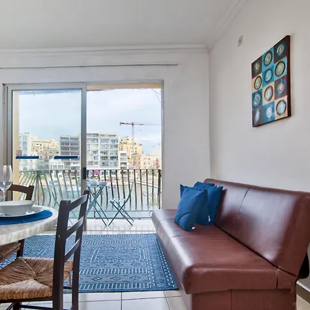 Unique Seaview And Penthouse In St Julians *