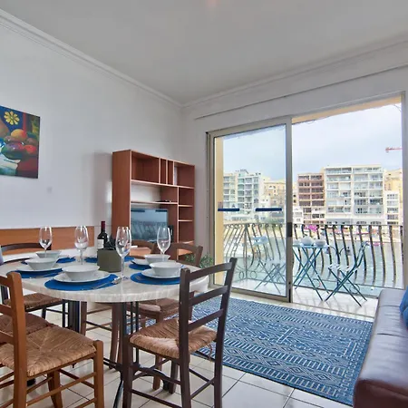 Morina Court - Seaview And Penthouse In St Julians By Shortletsmalta