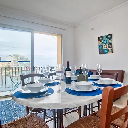 Unique Seaview And Penthouse In St Julians Lägenhet