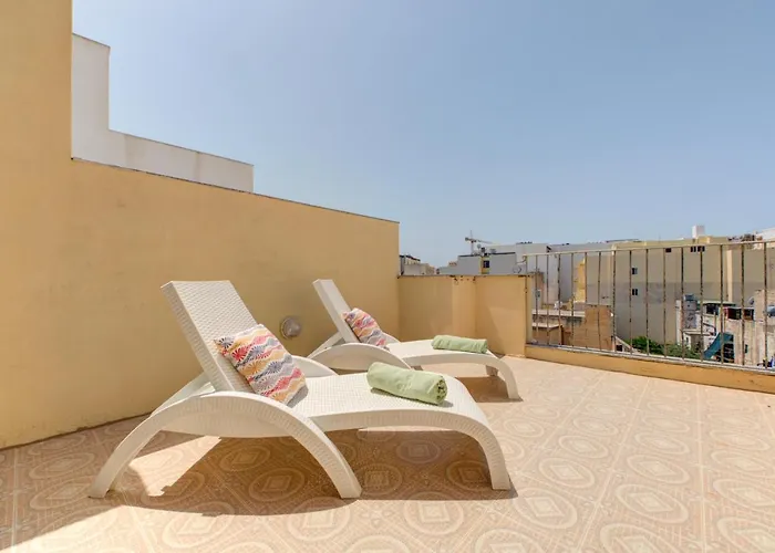 Unique Seaview And Penthouse In St Julians Apartamento San Julián