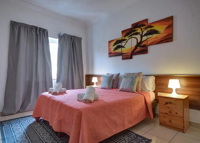 Unique Seaview And Penthouse In St Julians Apartamento San Julián