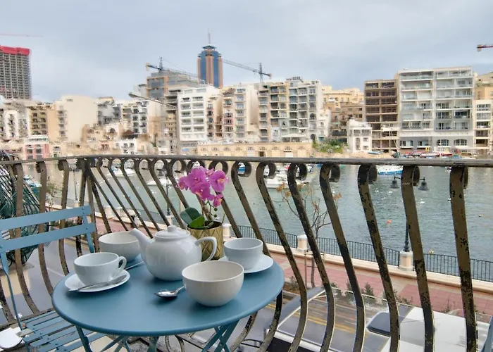 Unique Seaview And Penthouse In St Julians * San Julián